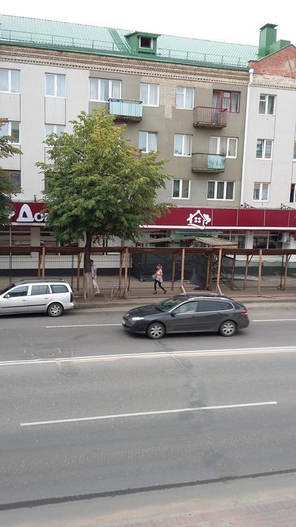 Apartment Lenin Baranavitjy Exteriör bild