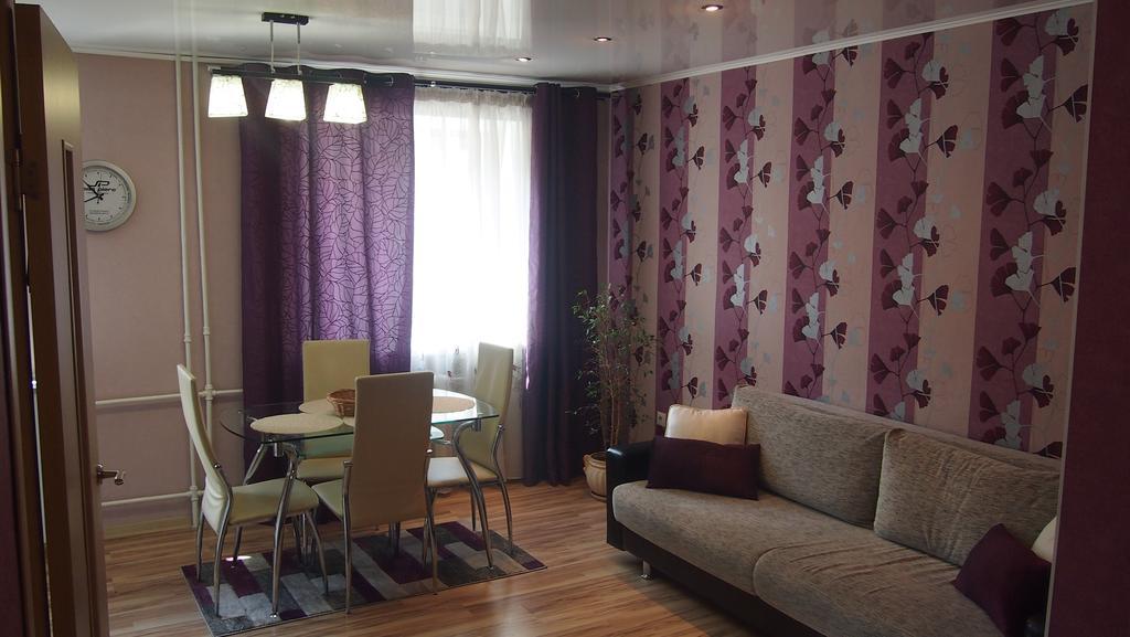 Apartment Lenin Baranavitjy Exteriör bild