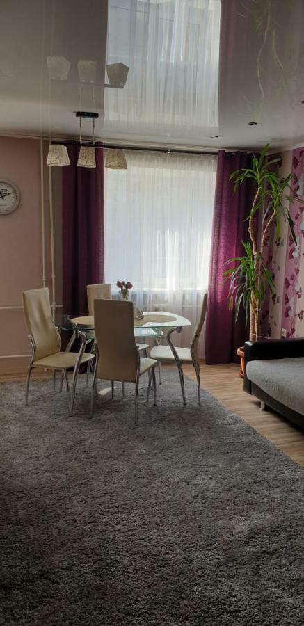 Apartment Lenin Baranavitjy Exteriör bild
